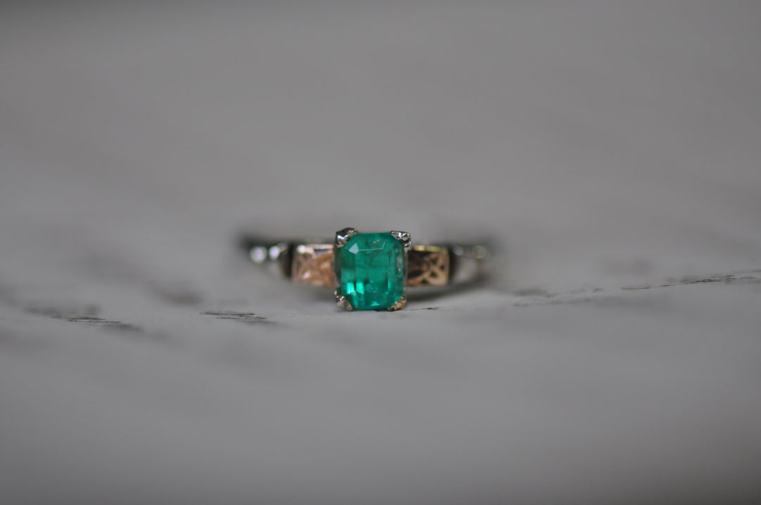 Antique emerald ring