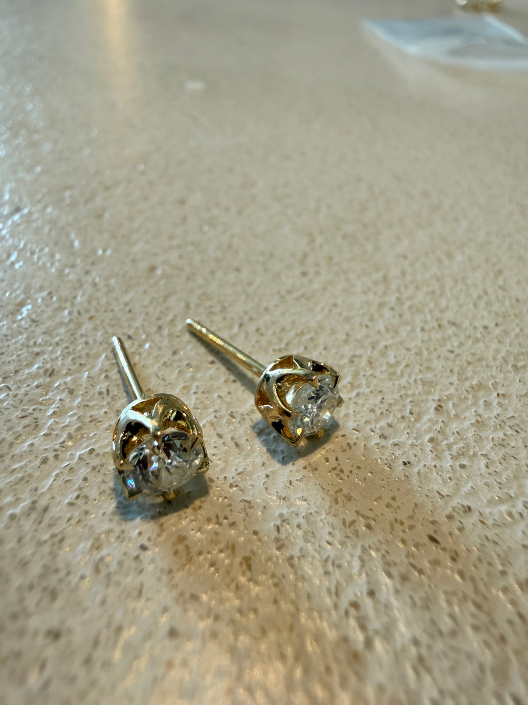 18k old mine Diamonds