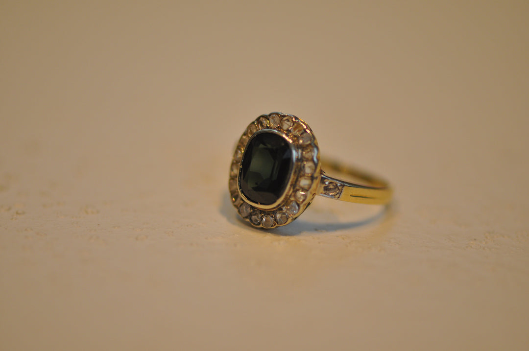 Antique blue sapphire ring