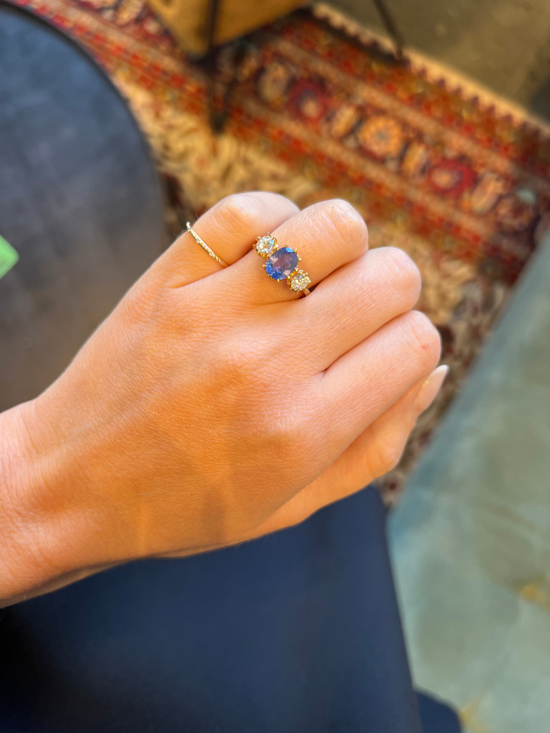 18K Victorian blue sapphire ring