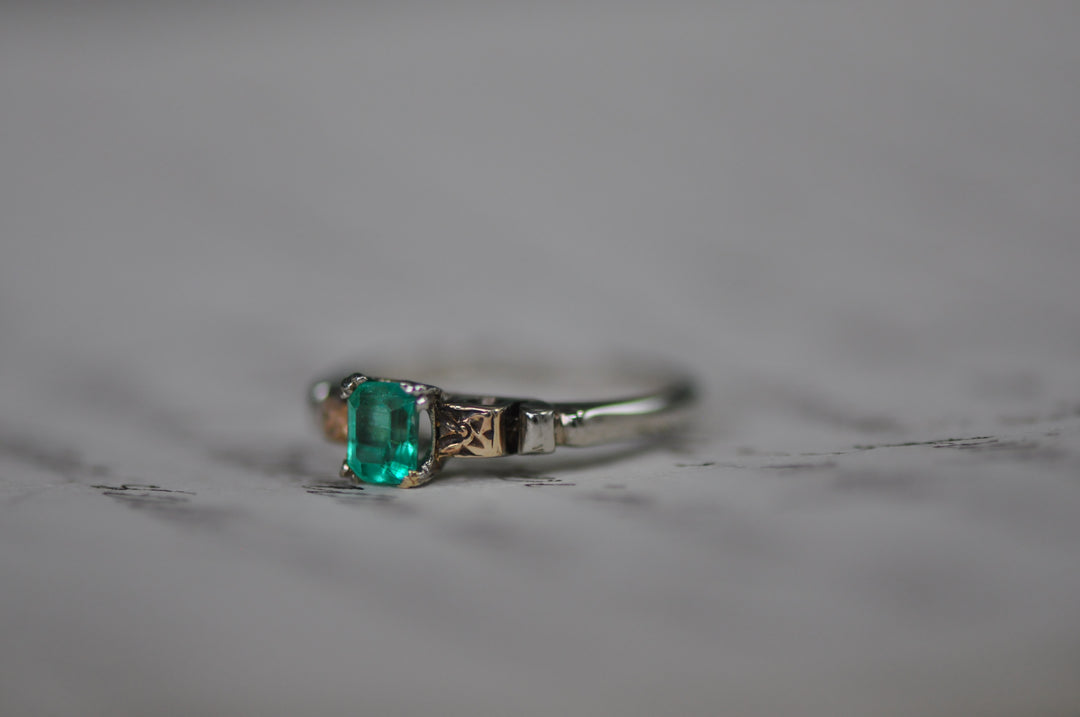 Antique emerald ring