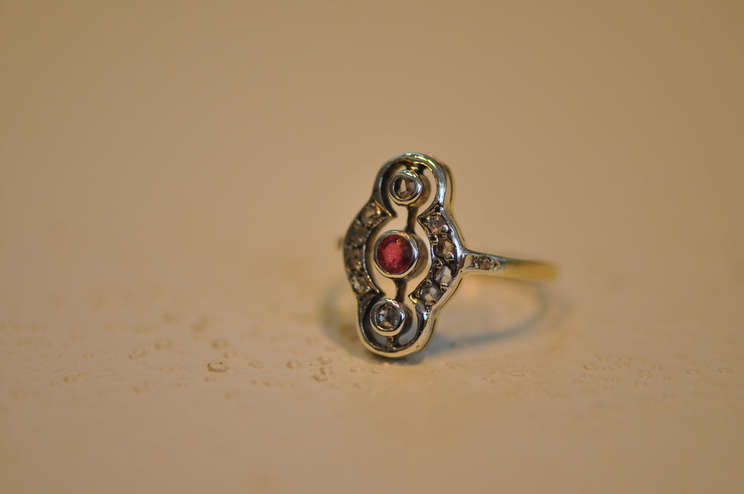 Antique ruby ring