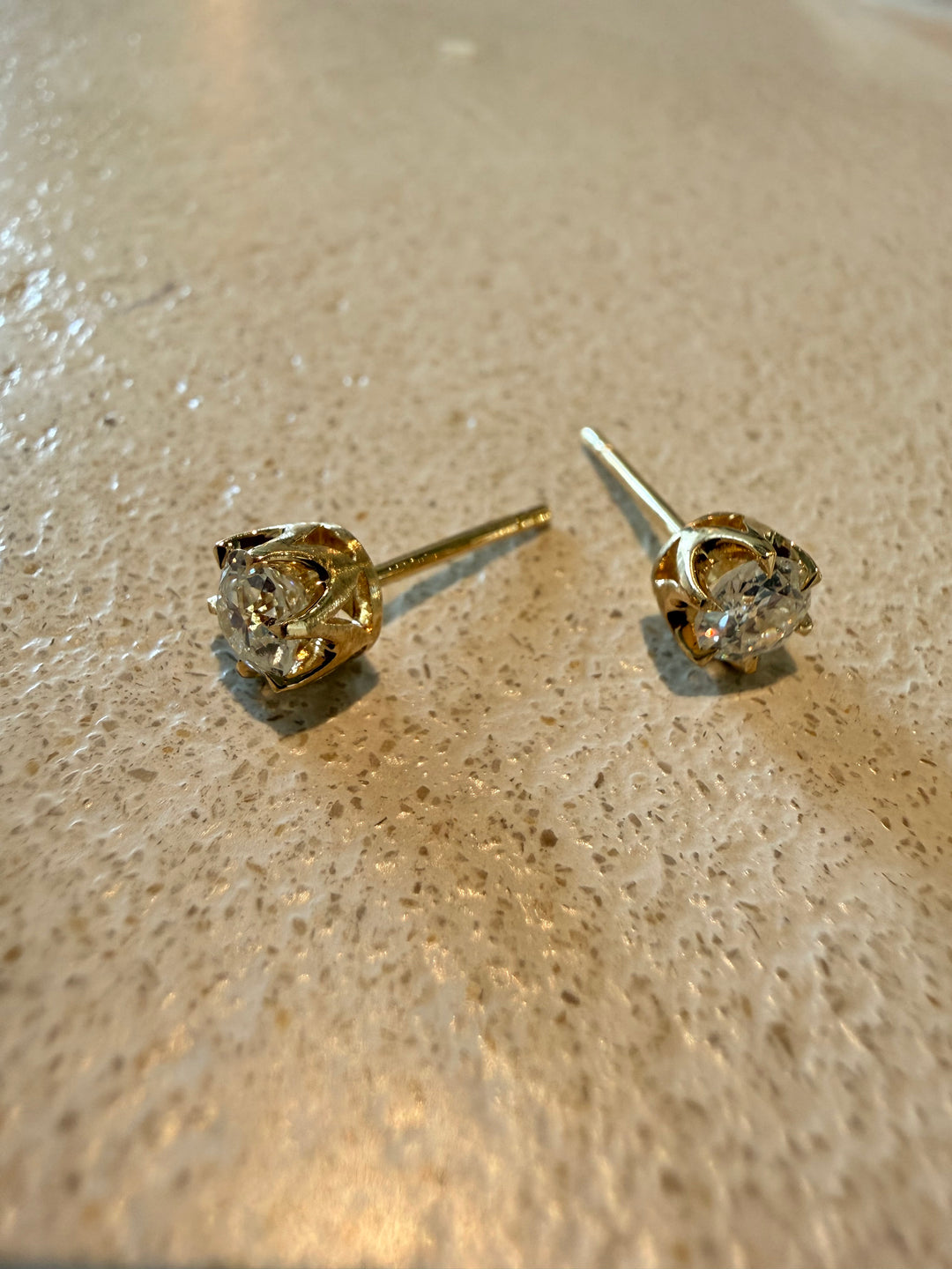 18k old mine Diamonds