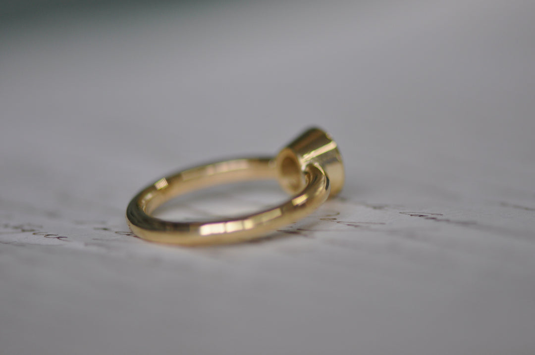 Old mine diamond ring