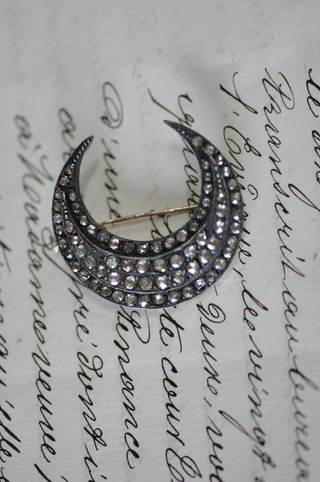 Moon brooche