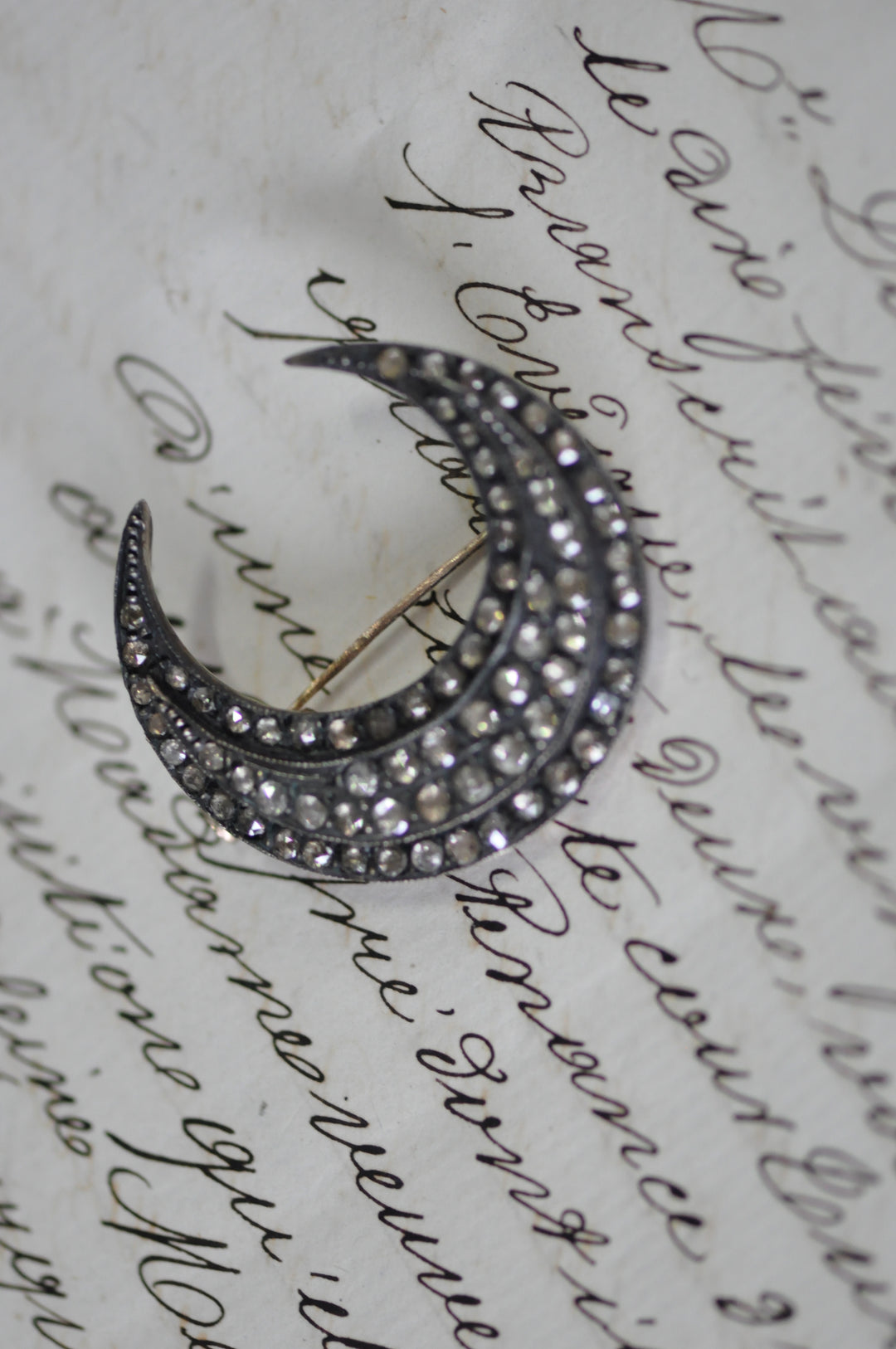 Moon brooche