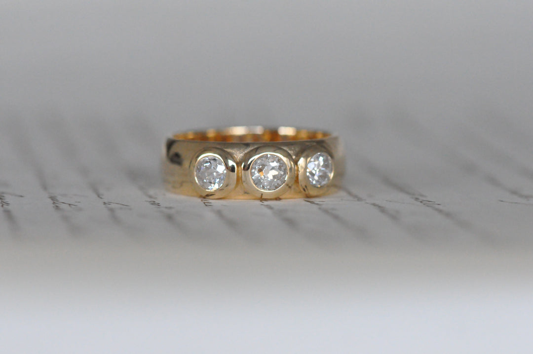 18K antique diamond ring