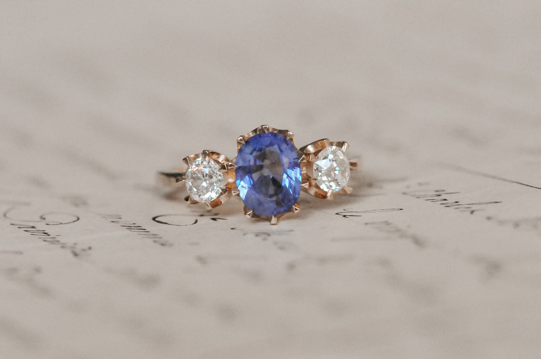 18K Victorian blue sapphire ring